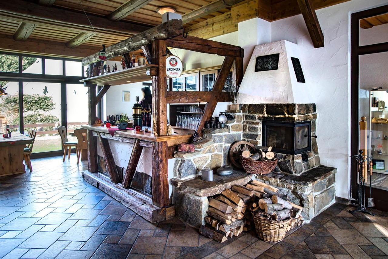 Am Roten Hammer I Gasthof Und Pension Oberwiesenthal Zewnętrze zdjęcie
